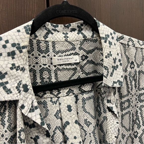 Equipment Snake Blouse - Picture 2 of 2